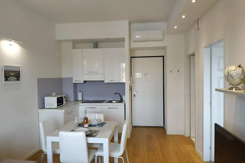 Shelley Apartment Florence